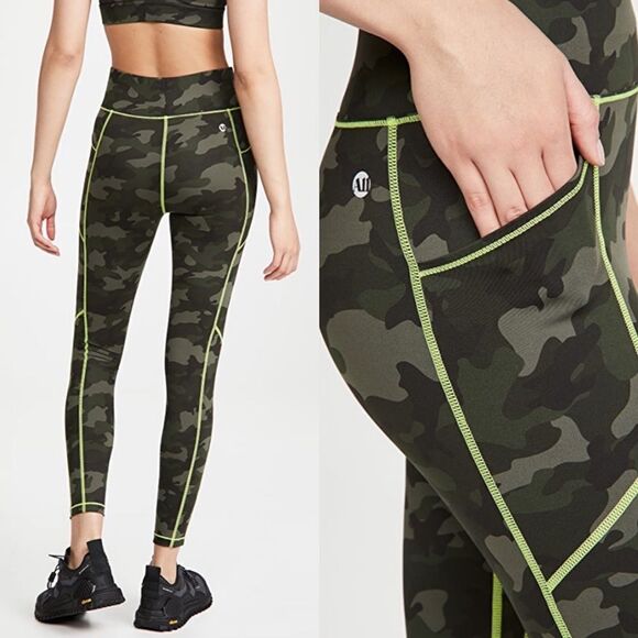 NWT All Access Center Stage Pocket Camo Leggings S - Picture 2 of 6